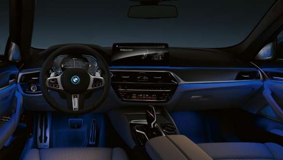 Ambient Light della Nuova BMW Serie 5 Berlina G30 Ambient Light della BMW Serie 5 Berlina G30 Facelift 2020 Interni