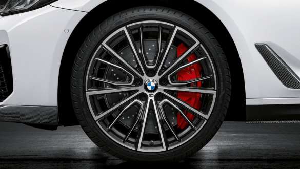 Cerchio forgiato da 20" M Performance styling multiraggio nº 732 M bicolore della BMW Serie 5 Touring G31 Cerchio forgiato M Performance da 20”, styling multiraggio nº 732 M bicolore della BMW Serie 5 Touring G31 Facelift 2020