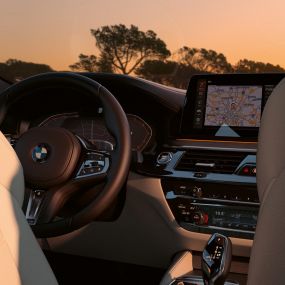 Cockpit della BMW Serie 6 Gran Turismo G32 2020 Cockpit della BMW Serie 6 Gran Turismo 640i xDrive G32 2020, interni