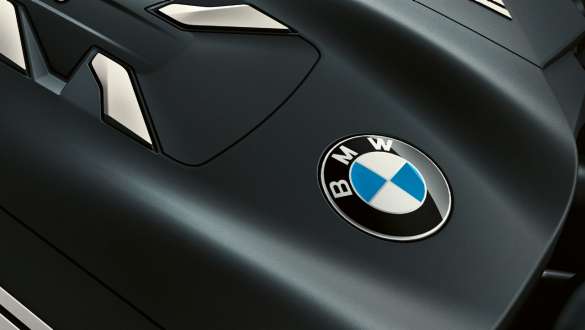 Motore benzina 4 cilindri TwinPower Turbo BMW Serie 7 Berlina: primo piano del motore BMW TwinPower Turbo a 4 cilindri benzina