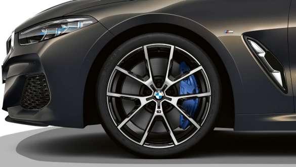 BMW M850i xDrive Dravit Grey metallic, cerchi in lega leggera M da 20" n° 728 M G14. BMW M850i xDrive Dravit Grey metallic, cerchi in lega leggera M da 20" n° 728 M G14.