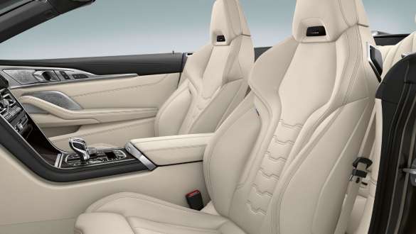 BMW M850i xDrive Dravit Grey metallic, rivestimenti interni in Pelle Merino estesa BMW Individual Ivory White. BMW M850i xDrive Dravit Grey metallic, rivestimenti interni in Pelle Merino estesa BMW Individual Ivory White.