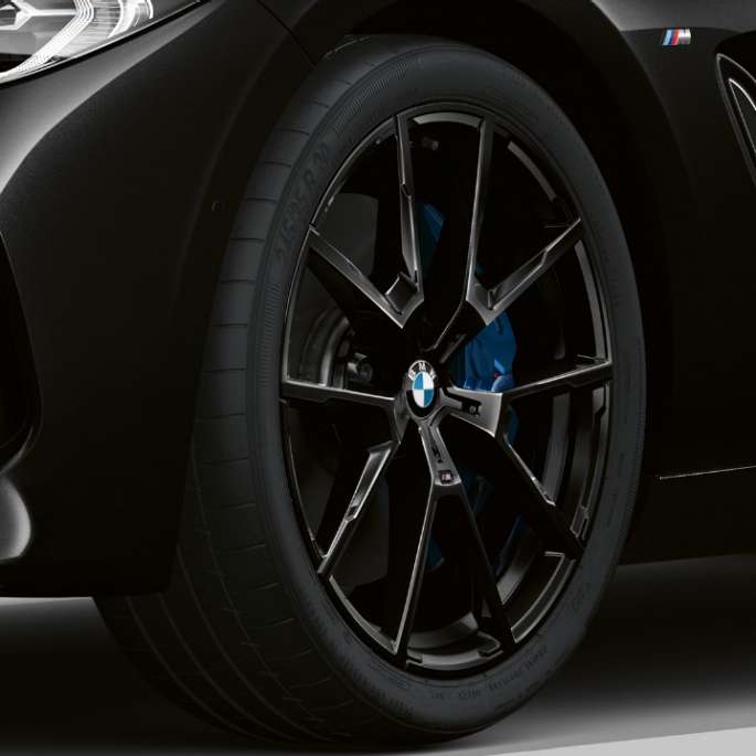 Pacchetto sportivo M, ruote Nuova BMW Serie 8 Gran Coupé, pacchetto sportivo M, ruote