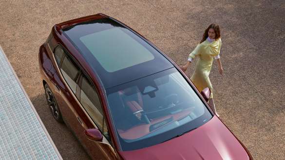 SUV elettrico BMW iX i20 tetto panoramico di vetro SUV elettrico BMW iX i20 tetto panoramico di vetro, abitacolo