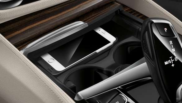 Telefonia con Wireless Charging BMW M550d xDrive Touring Telefoni con Wireless Charging BMW M550d xDrive Touring G31 Cockpit