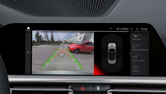 Parking Assistant Plus della BMW M440i xDrive Cabrio G23 2020 Parking Assistant Plus della BMW M440i xDrive Cabrio G23 2020 Interni, Control Display
