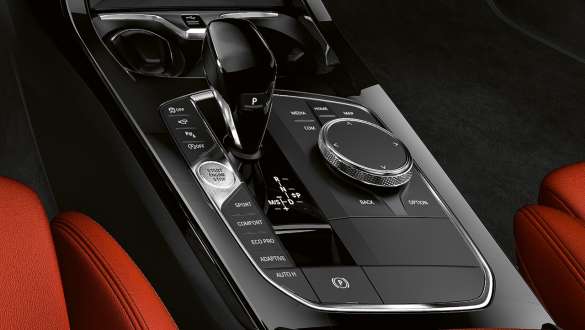 Cambio sportivo Steptronic F40. Nuova BMW M135i xDrive con cambio sportivo Steptronic F40.