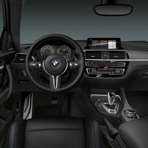 Cockpit della BMW M2 Competition F87 Cockpit della BMW M2 Competition F87 2018 Hockenheim Silver metallizzato, interni