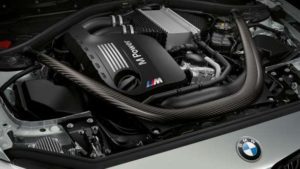 Motore high performance BMW M2 Competition F87 Motore benzina high performance M TwinPower Turbo da 6 cilindri BMW M2 Competition F87 2018 Hockenheim Silver metallizzato, primo pianto