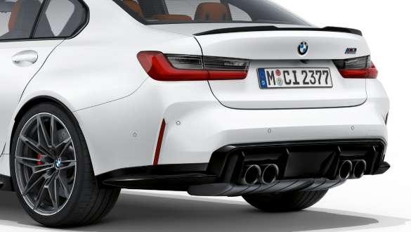 Design del posteriore della BMW M3 Competition Berlina in Frozen Brilliant White metallizzato G80 2020 BMW M3 Competition Berlina G80 2020 Frozen Brilliant White metallizzato Design del posteriore Vista posteriore