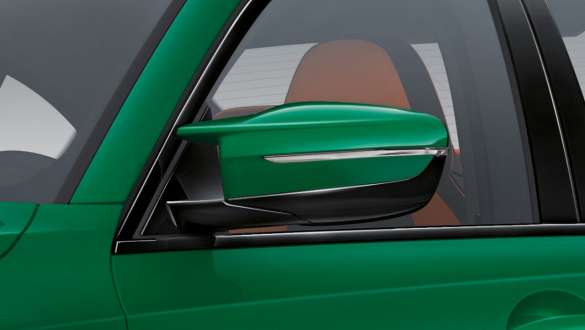 Retrovisori esterni M della BMW M3 Berlina G80 2020 BMW M3 Berlina G80 2020 Isle of Man Green M Retrovisori esterni Primo piano
