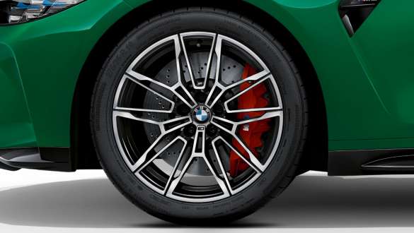 Cerchi forgiati da 19"/20" M nº 825 M in bicolore Black della BMW M3 Berlina G80 2020 BMW M3 Berlina G80 2020 Cerchi forgiati da 19"/20" M nº 825 M in bicolore Black Primo piano cerchio