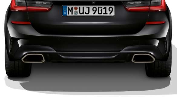 BMW M340i xDrive Touring (G21), modanature esclusive dei terminali di scarico BMW M340i xDrive Touring (G21), modanature esclusive dei terminali di scarico