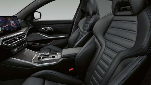Sedili sportivi anteriori M BMW M340i xDrive e M340d xDrive Touring G21 M Sedili sportivi per guidatore e passeggero anteriore
