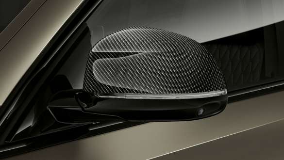 Specchietti M in carbonio. Nuova BMW X6 M50i, specchietti M in carbonio.