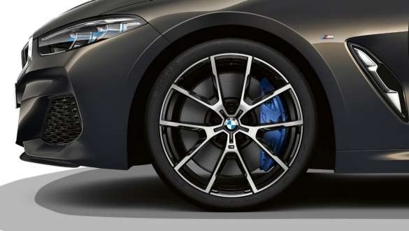 Freni sportivi M G14. BMW M850i Competition Cabrio con freno sportivo M G14.