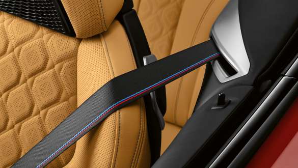 Cinture di sicurezza M F91. Cinture di sicurezza M nella BMW M8 Competition Cabrio F91.