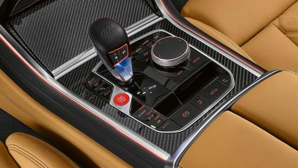 Cambio Steptronic M a 8 rapporti F91. BMW M8 Competition Cabrio con cambio Steptronic M a 8 rapporti F91.