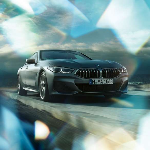 BMW M850i xDrive Gran Coupé, vista anteriore a tre quarti G16 BMW M850i xDrive Gran Coupé G16 2019 BMW Individual Frozen Bluestone metallizzato, vista anteriore a tre quarti
