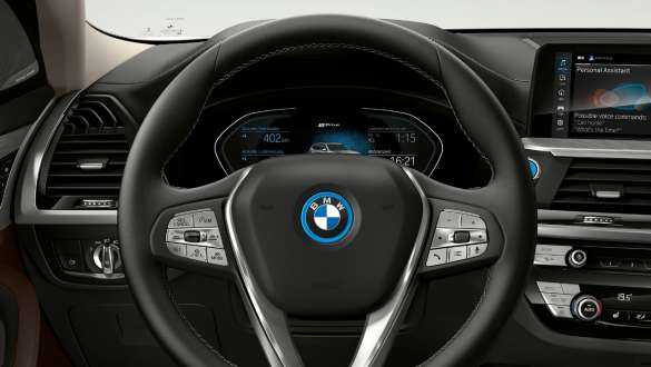 BMW Live Cockpit Professional della BMW iX3 G08 BMW Live Cockpit Professional della BMW iX3 G08 2020 combinazione di strumenti abitacolo