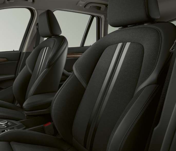 BMW X1, Versione Advantage, imbottitura BMW X1, Versione Advantage, interni con primo piano dell’imbottitura