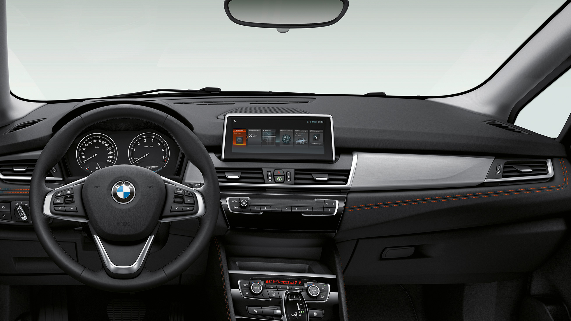 Cockpit della BMW Serie 2 Active Tourer Versione Sport F45 Cockpit della BMW Serie 2 Active Tourer Versione Sport 220i F45 2018