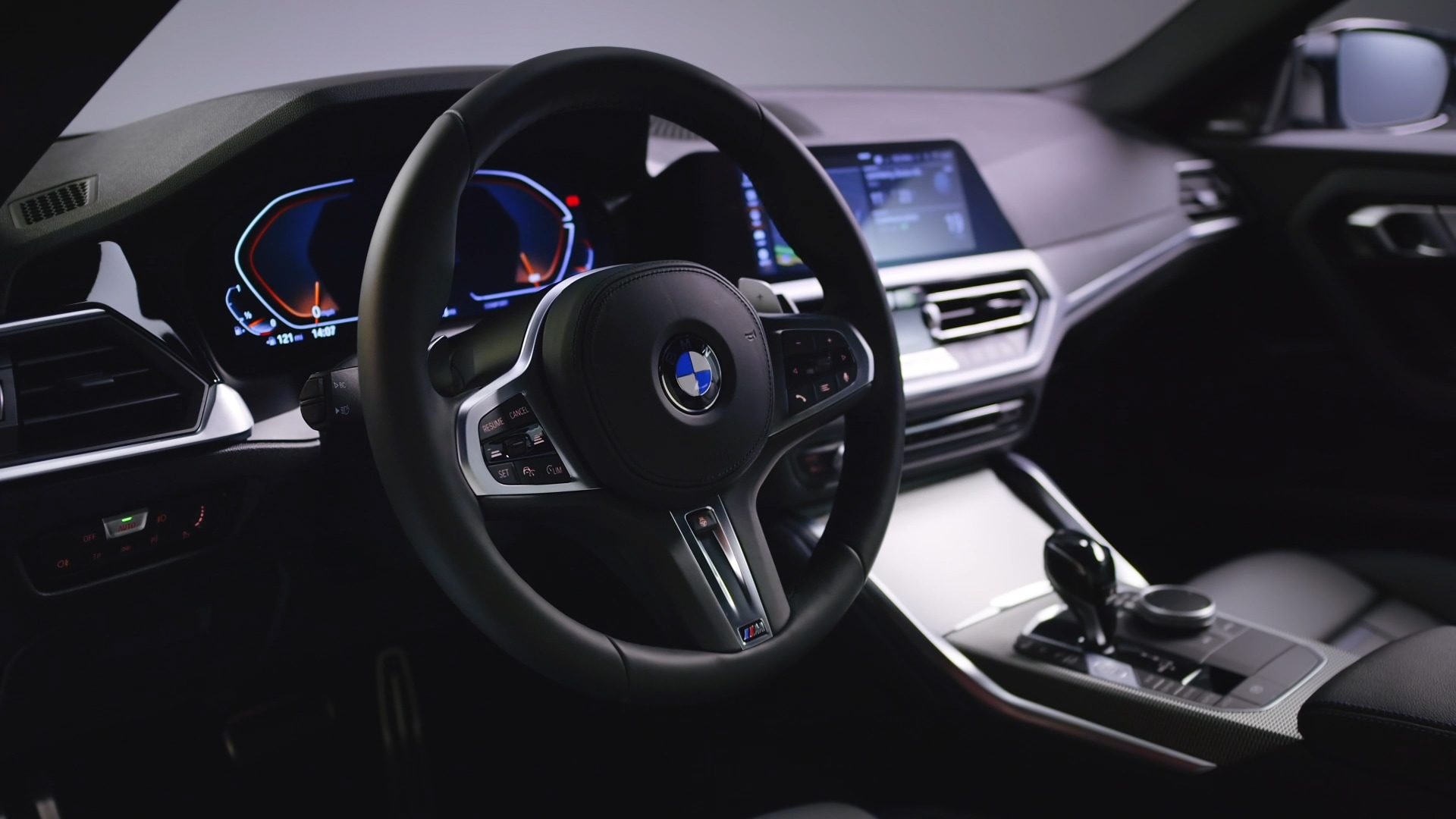 Le caratteristiche salienti degli interni della BMW Serie 2 Coupé. Le caratteristiche salienti degli interni della BMW Serie 2 Coupé.