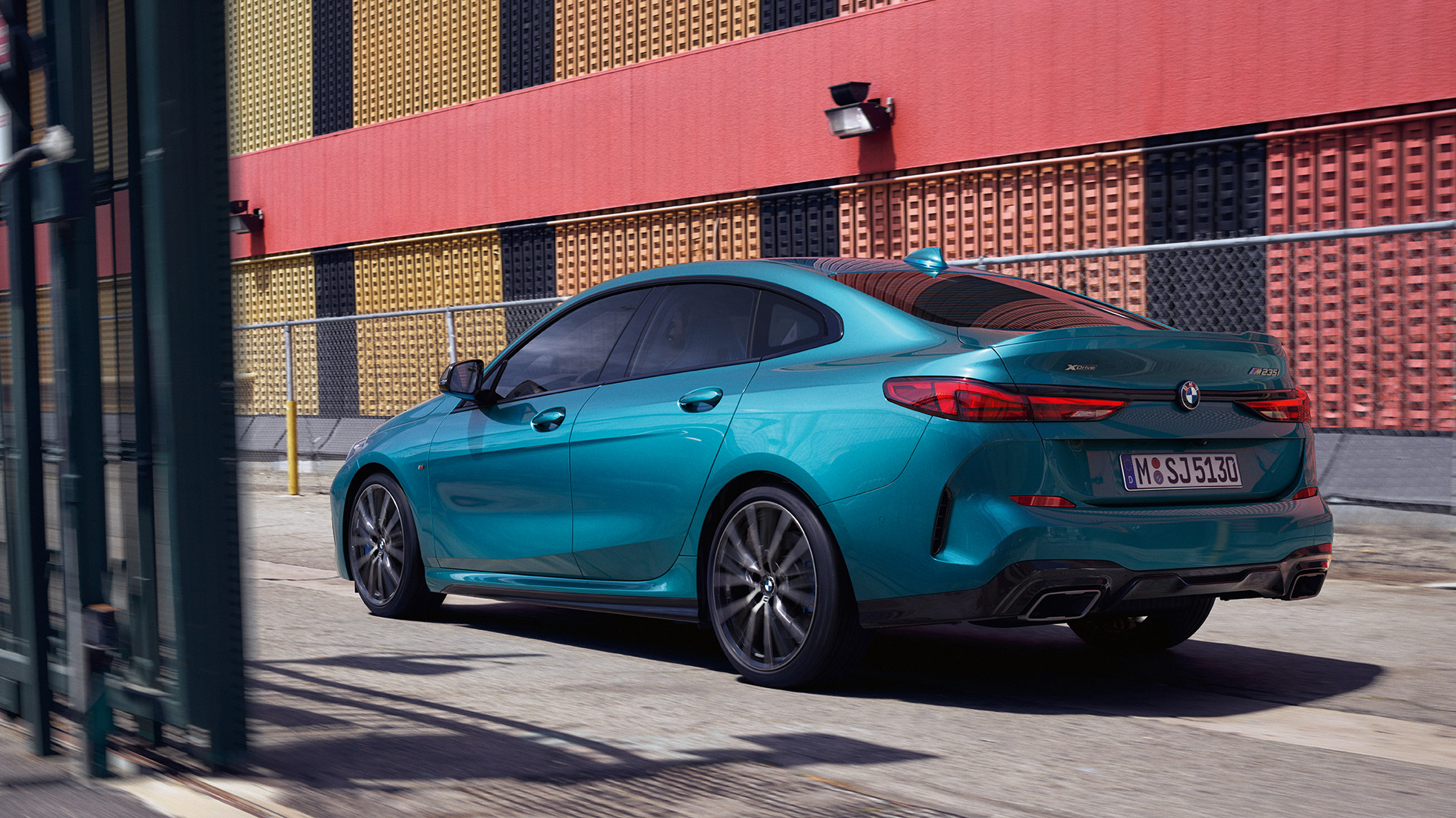 Video della BMW Serie 2 Gran Coupé F44 Video della BMW Serie 2 Gran Coupé F44 Snapper Rocks Blue metallizzato, esterni