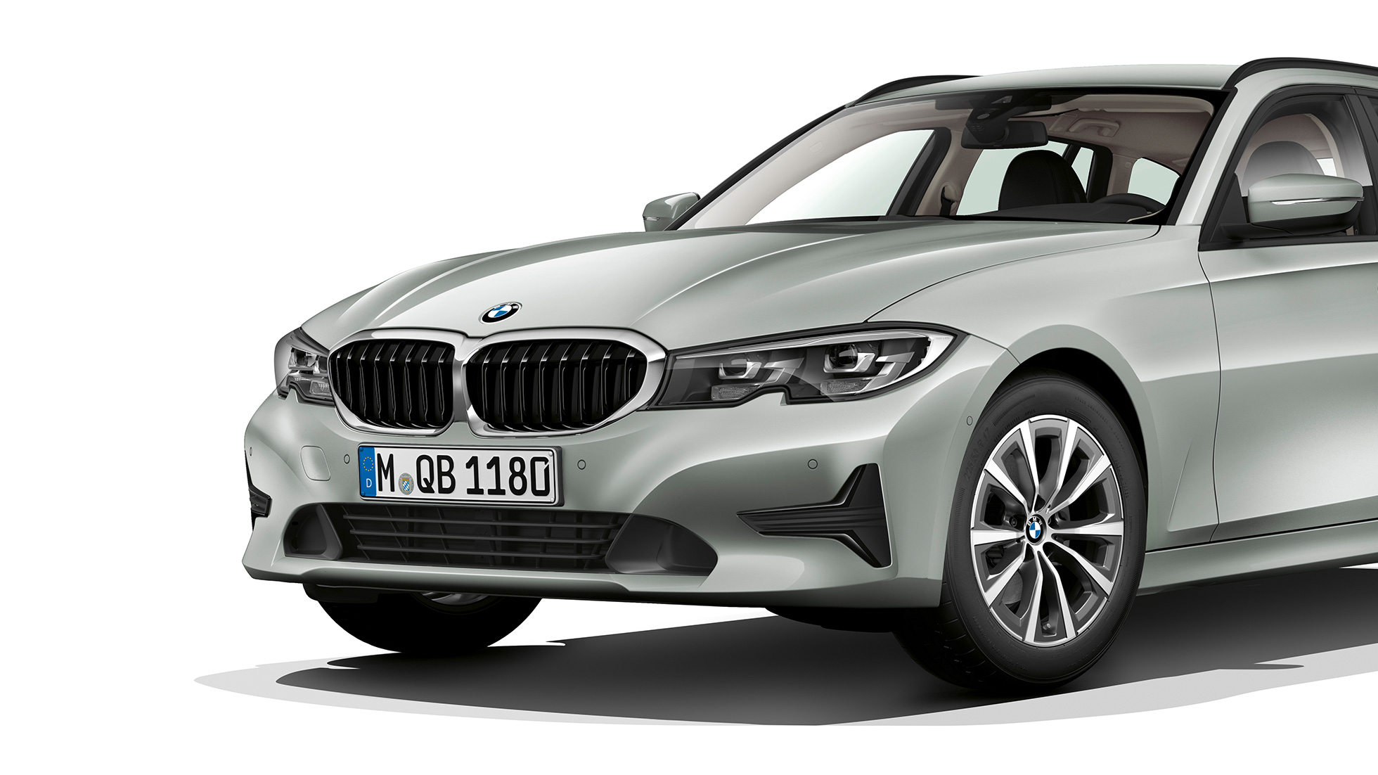 Versione Advantage vista anteriore a tre quarti G21 BMW Serie 3 Touring, versione Advantage vista anteriore a tre quarti G21