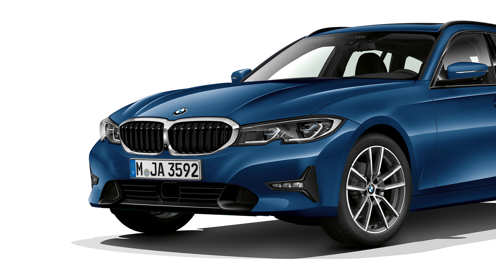 Versione Sport, vista anteriore a tre quarti G21 BMW Serie 3 Touring, versione Sport, vista anteriore a tre quarti G21