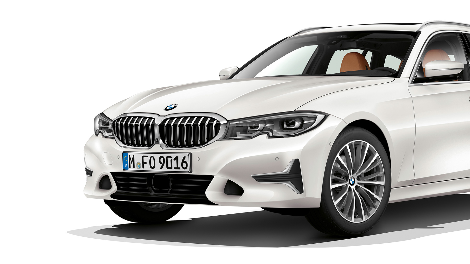 Versione Luxury, vista anteriore a tre quarti G21 BMW Serie 3 Touring, versione Luxury, vista anteriore a tre quarti G21