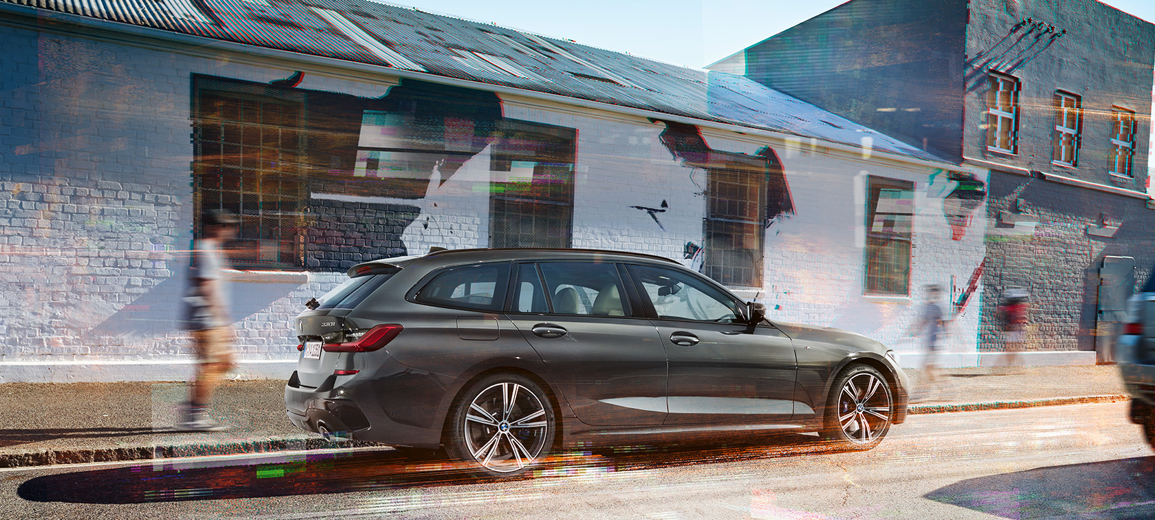 BMW Serie 3 Touring (G21), vista posteriore a tre quarti BMW Serie 3 Touring (G21), Dravit Grey metallic, motorizzazioni e dimensioni
