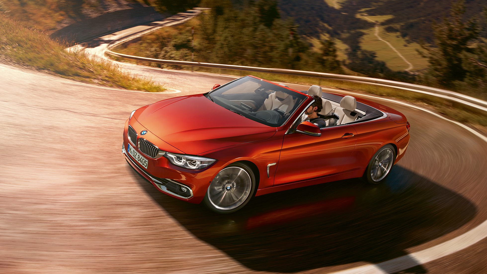 La dinamica di guida della BMW Serie 4 Cabrio La dinamica di guida della BMW Serie 4 Cabrio