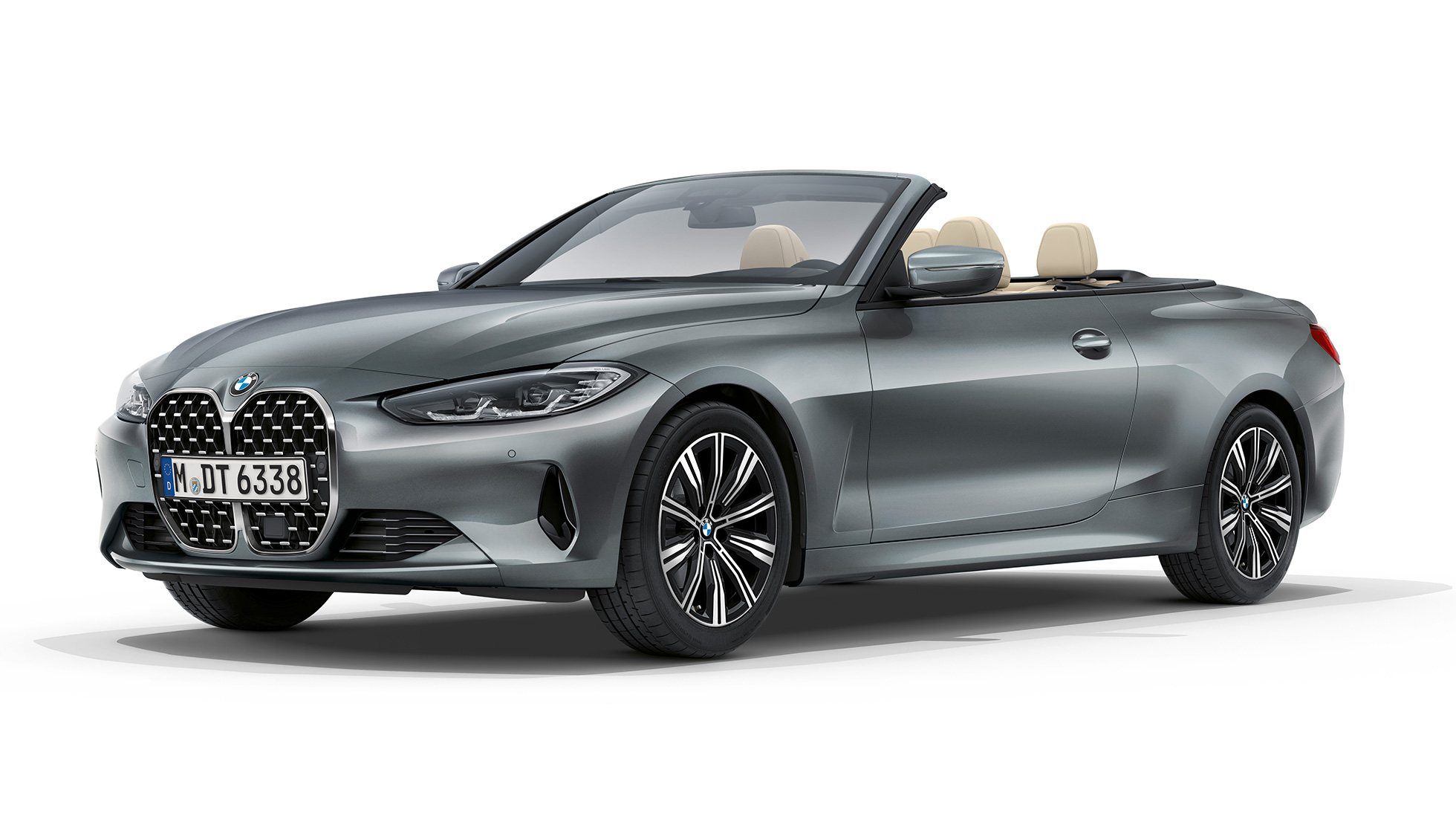 BMW Serie 4 Cabrio Allestimento base della G23 2020 Vista anteriore a tre quarti BMW Serie 4 Cabrio G23 2020 equipaggiamento base Bluestone metallizzato vista anteriore a tre quarti