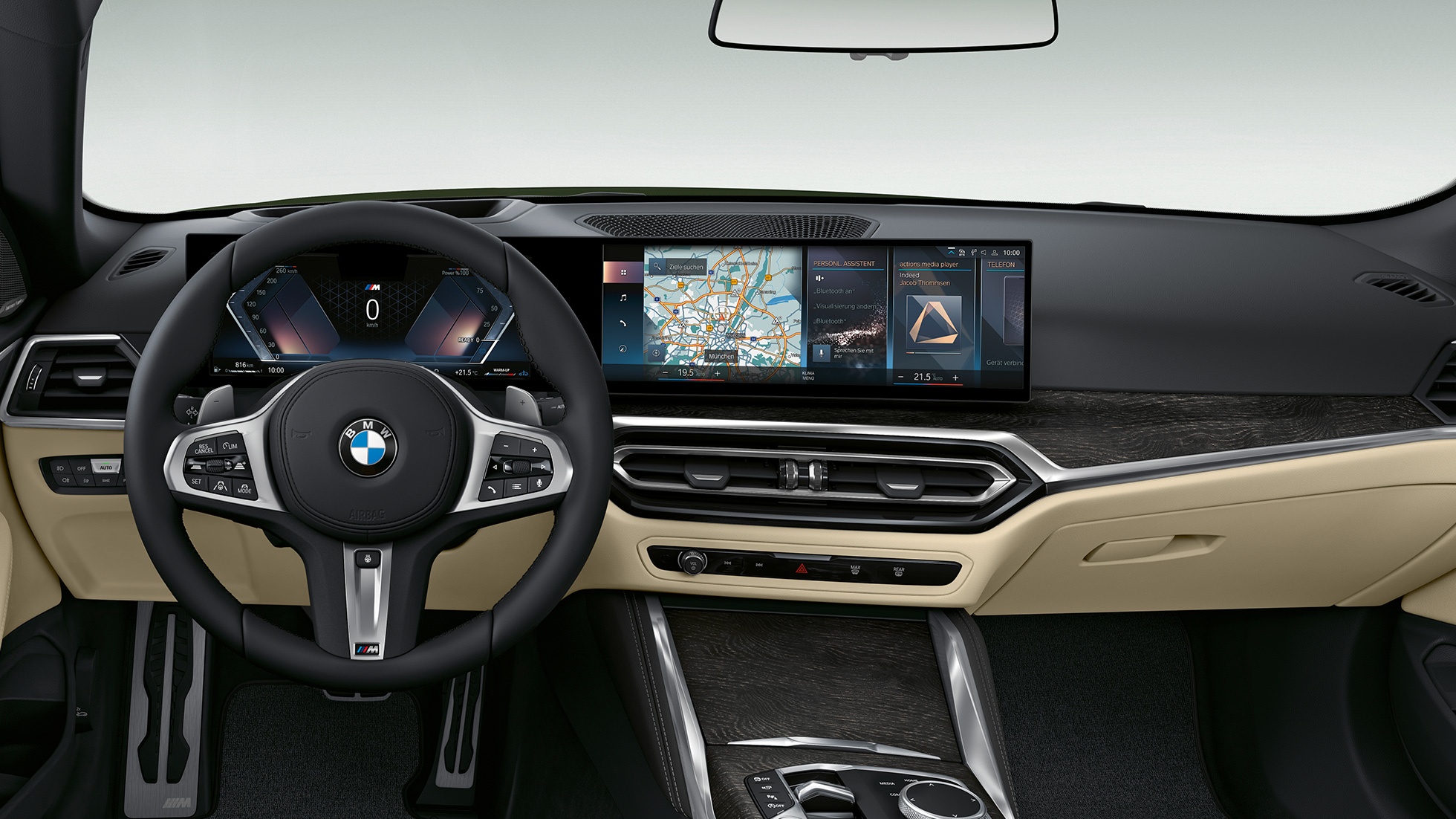 Cockpit della BMW Serie 4 Cabrio Versione M Sport G23 2020 BMW Serie 4 Cabrio G23 2020 Versione M Sport abitacolo Cockpit