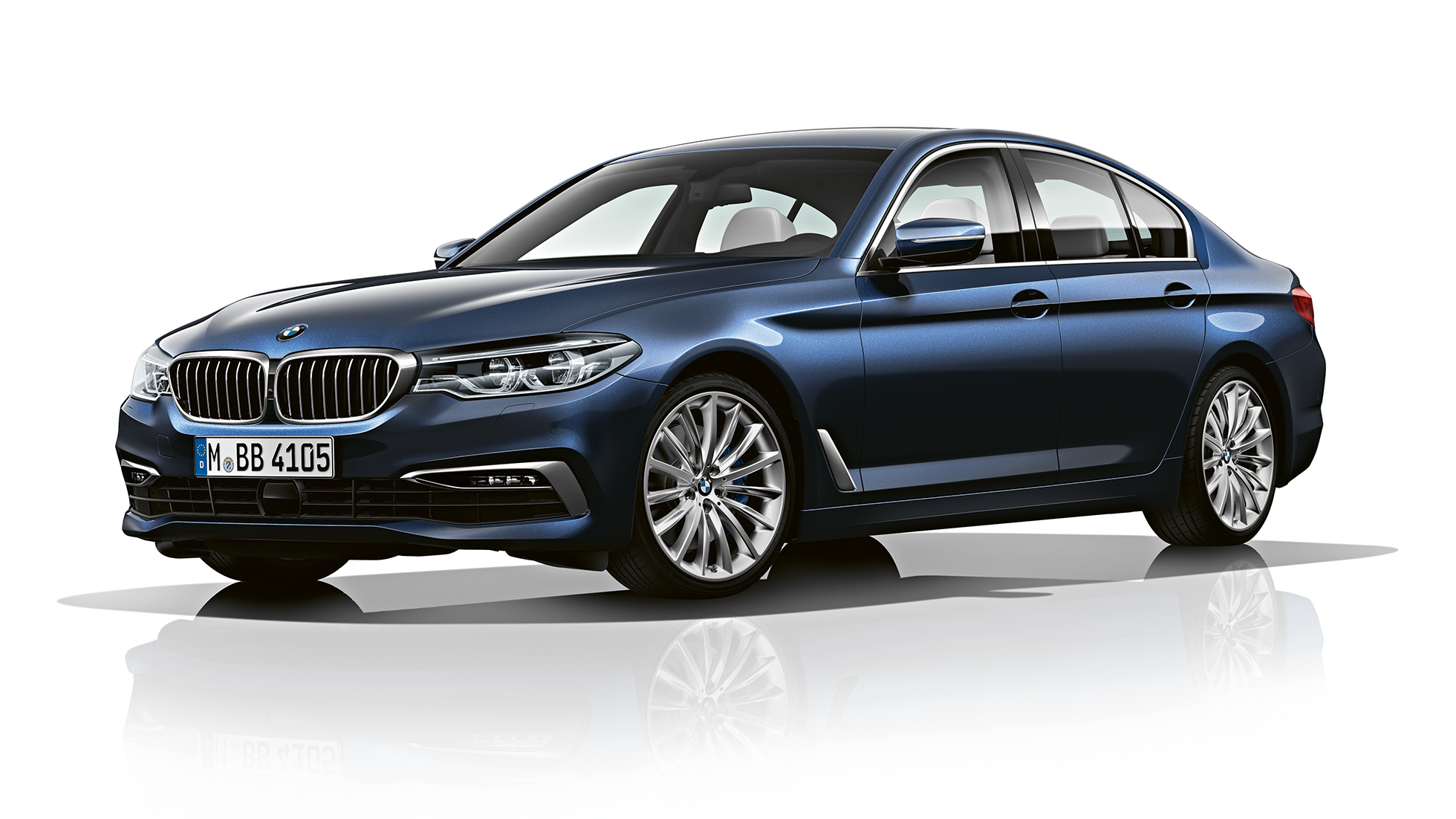Versione Luxury vista anteriore a tre quarti BMW Serie 5 Berlina Versione Luxury BMW Serie 5 Berlina 540d Berlina G30 Imperial Blue brilliant effect metallizzato vista anteriore a tre quarti