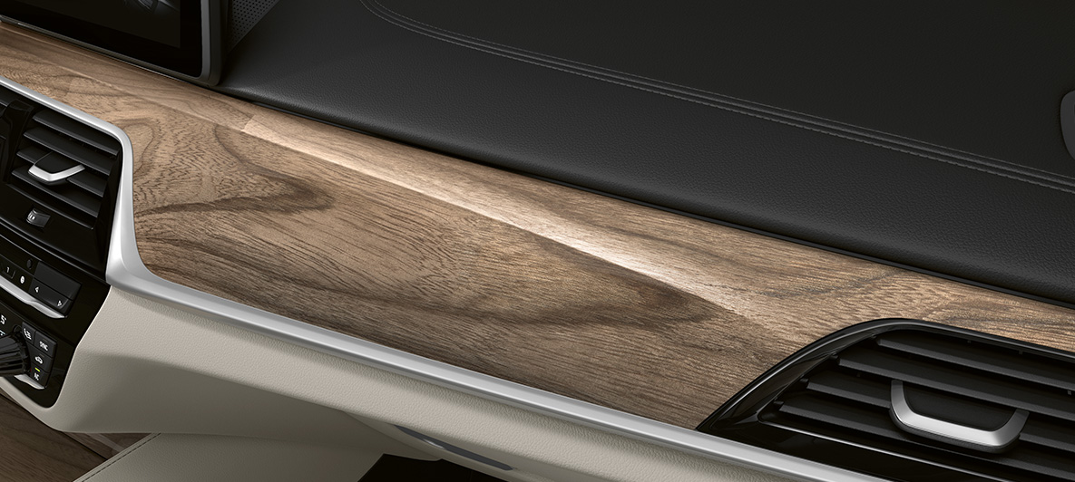 Modanature interne della BMW Serie 5 Berlina G30 Individual, interni Modanature interne della BMW Serie 5 Berlina Individual G30 Facelift 2020, interni, cockpit