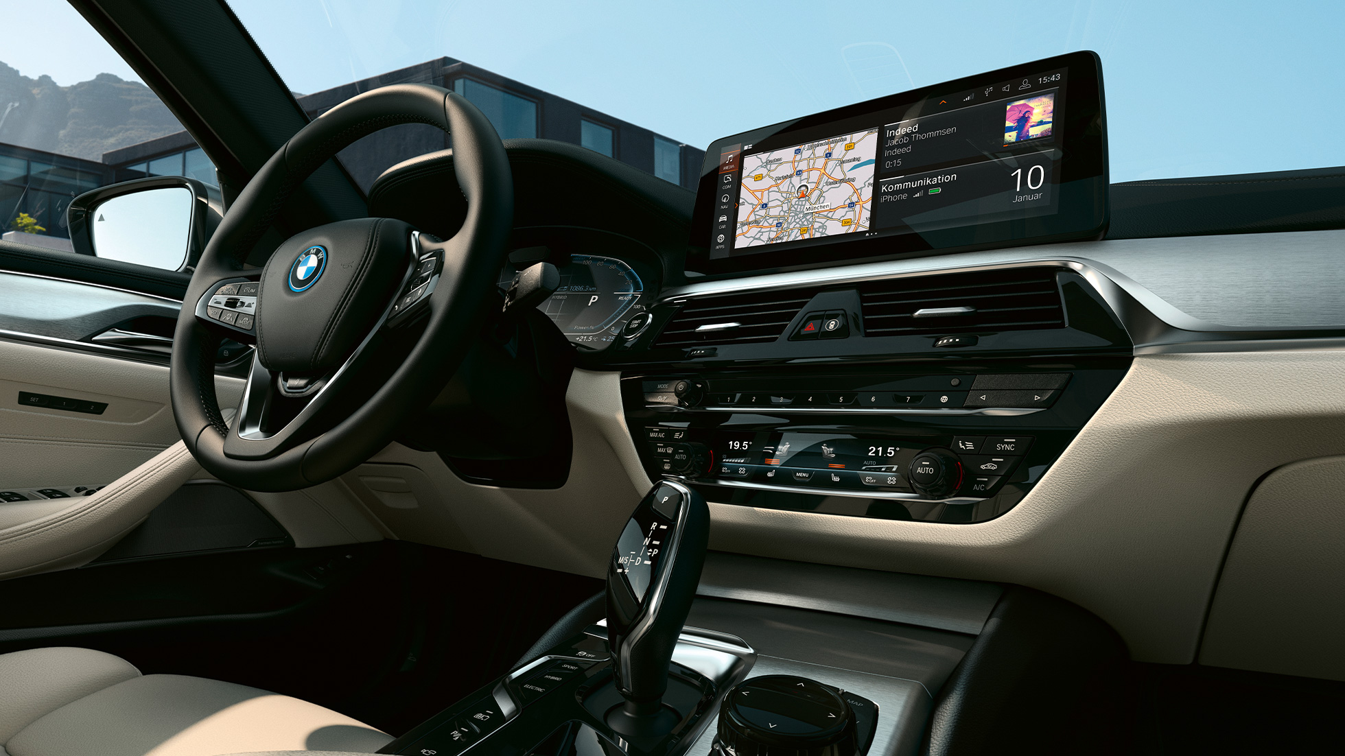 Cockpit della BMW Serie 5 Touring G31 Cockpit della BMW Serie 5 Touring G31 Facelift 2020, Sophisto Grey primo