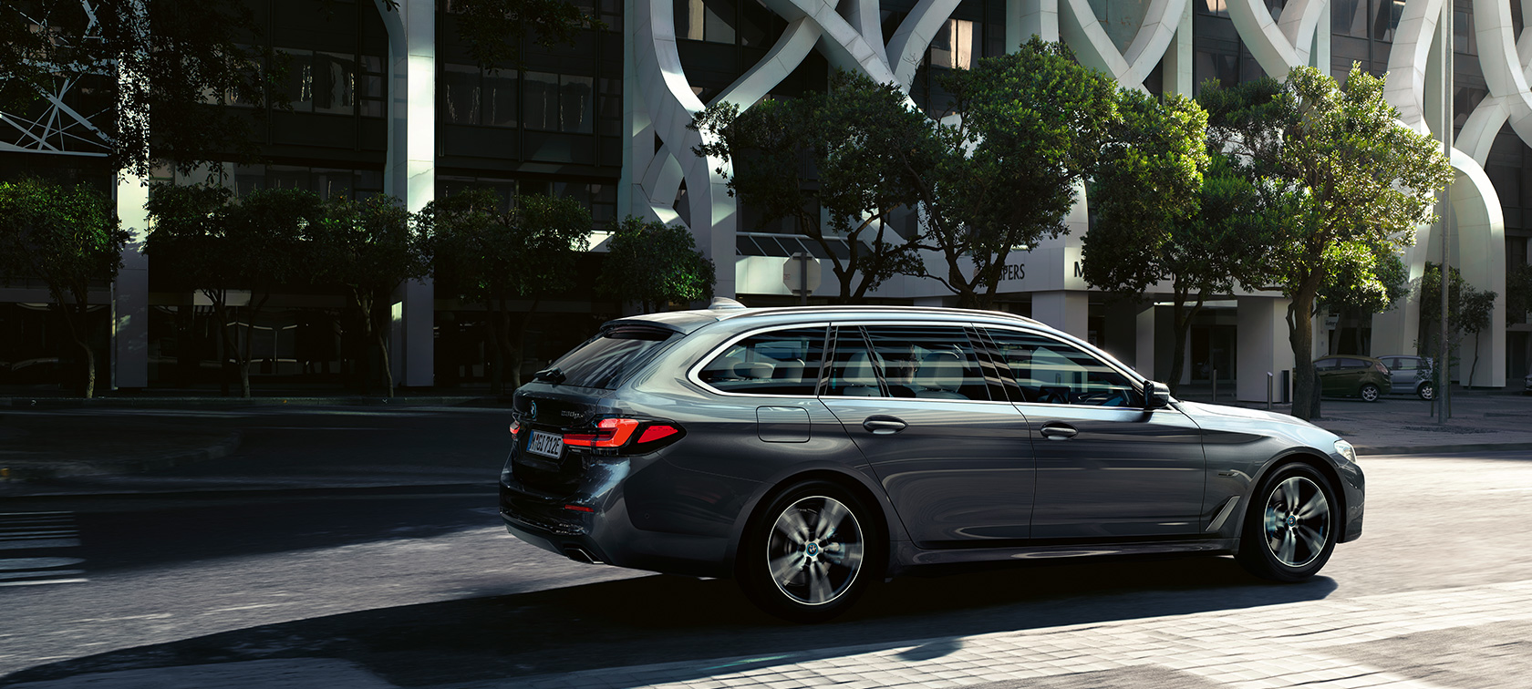 BMW Serie 5 Touring Plug-in Hybrid. BMW Serie 5 Touring Plug-in Hybrid.