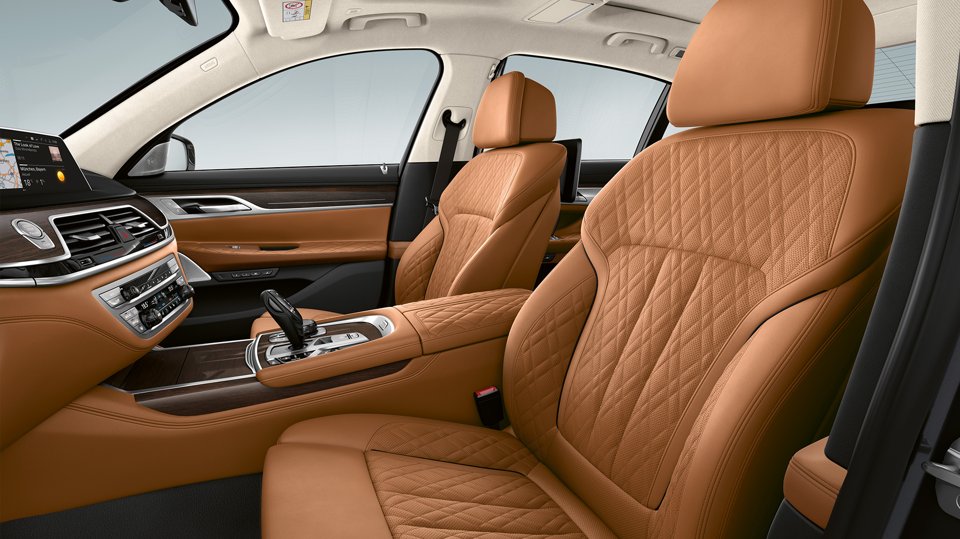 BMW Serie 7 Berlina con design degli esterni Pure Excellence, allestimento in pelle G11 BMW Serie 7 Berlina con design degli esterni Pure Excellence, allestimento in pelle nappa G11
