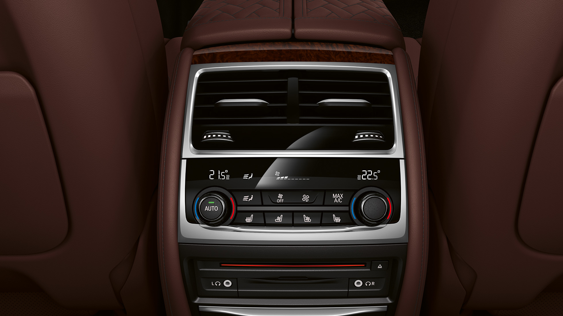 BMW Serie 7 Berlina, pacchetto sportivo M, sistema di regolazione del climatizzatore G11 BMW Serie 7 Berlina, pacchetto sportivo M: Primo piano del sistema di regolazione del climatizzatore G11