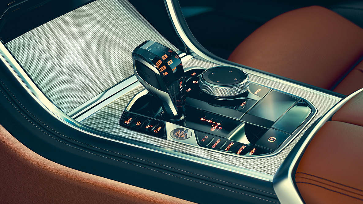 BMW Serie 8 Coupé, consolle centrale. Ripresa da vicino dell’abitacolo della BMW Serie 8 Coupé con primo pianto della consolle centrale.