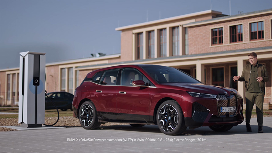 BMW iX i20 SUV elettrico BMW Charging Video BMW iX i20 2021 SUV elettrico BMW Charging Video