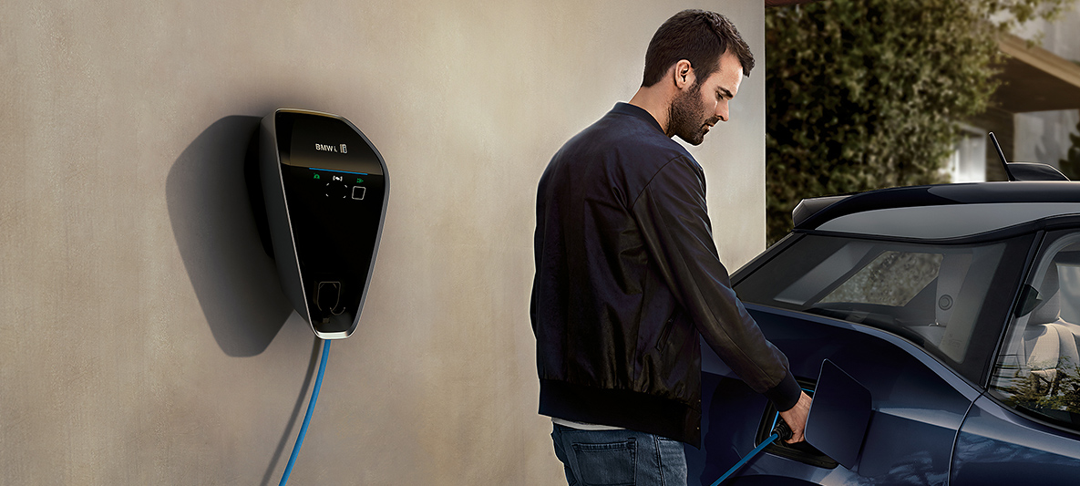 Autonomia, ricarica ed efficienza della BMW i3. Autonomia, ricarica ed efficienza della BMW i3.