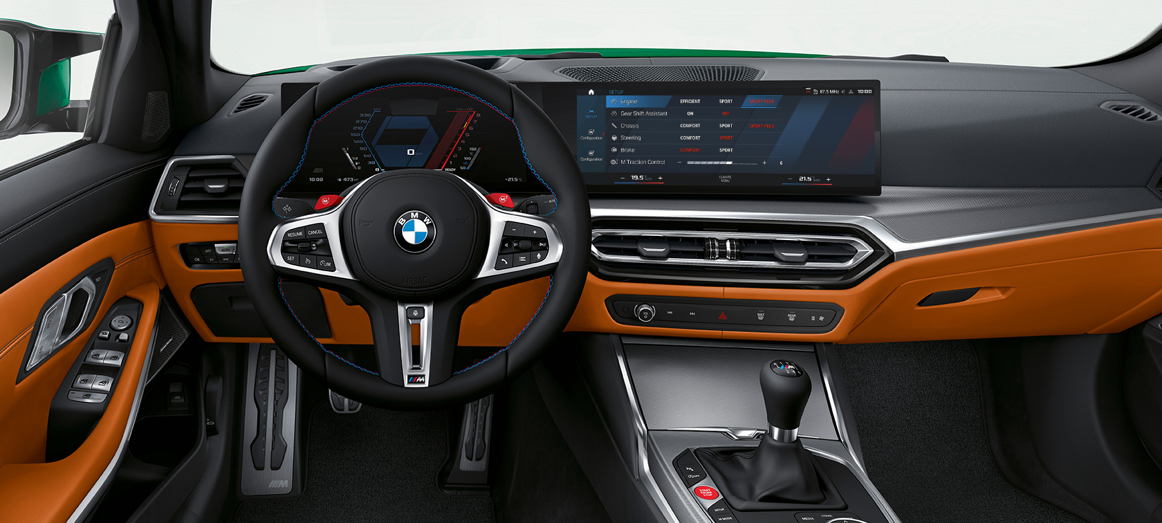 Cockpit della BMW M3 CS G80 Interni della BMW M3 CS G80 primo piano del cockpit