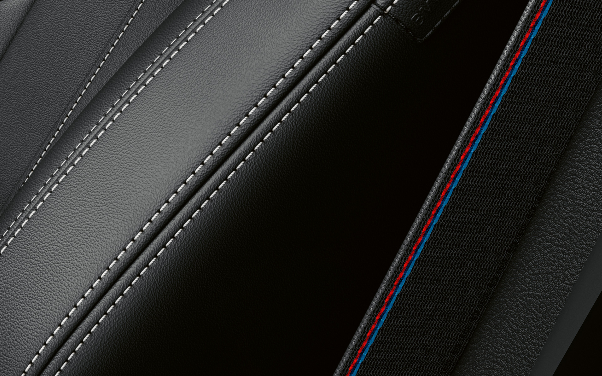 Cintura di sicurezza M della BMW M340i xDrive Berlina G20 Primo pianto delle cinture di sicurezza M della BMW M340i xDrive Berlina G20 M