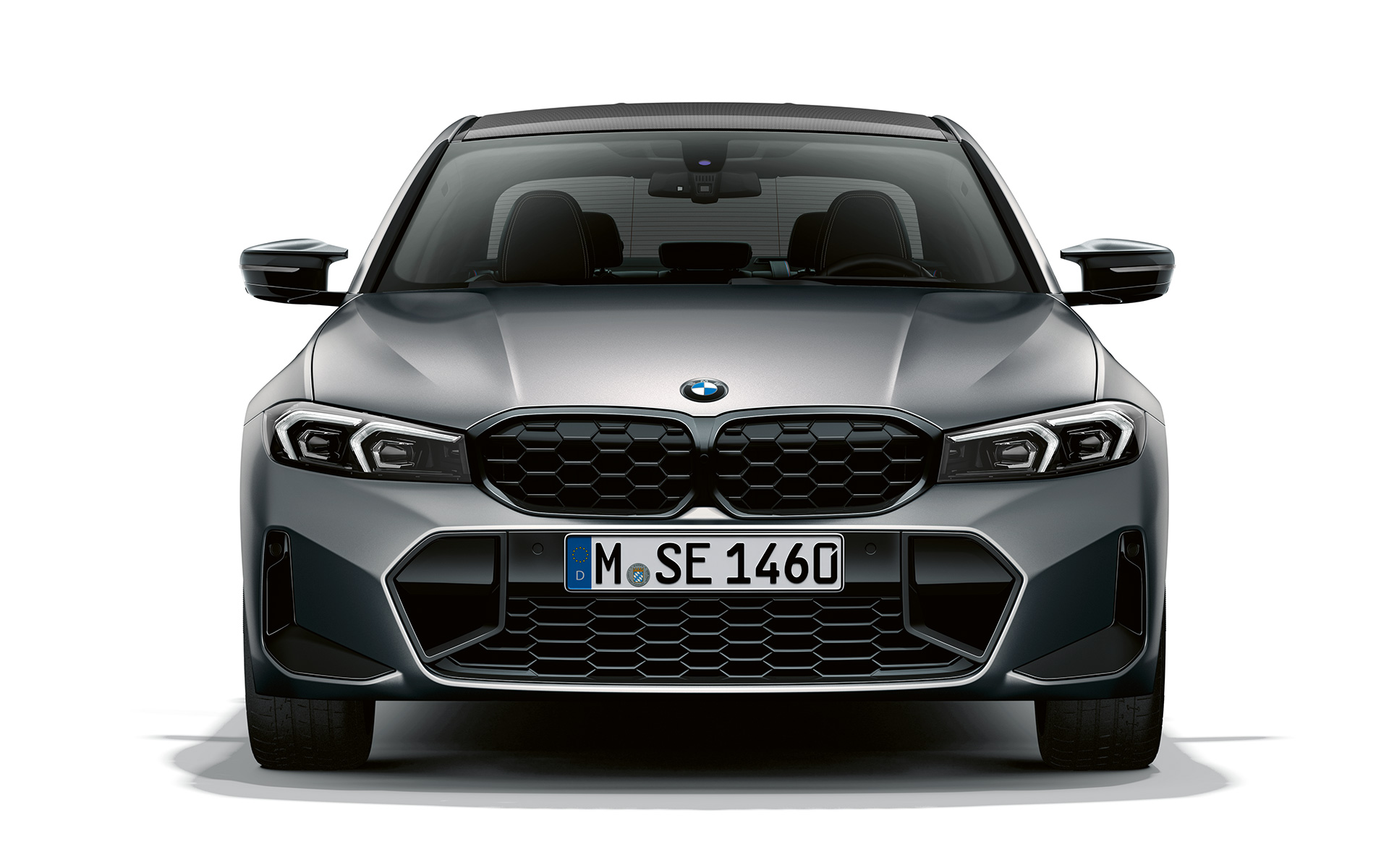 Vista anteriore della calandra a doppio rene BMW della BMW M340i xDrive Berlina G20 Vista anteriore con la calandra a doppio rene BMW della BMW M340i xDrive Berlina G20 BMW Individual Frozen Pure Grey metallizzato