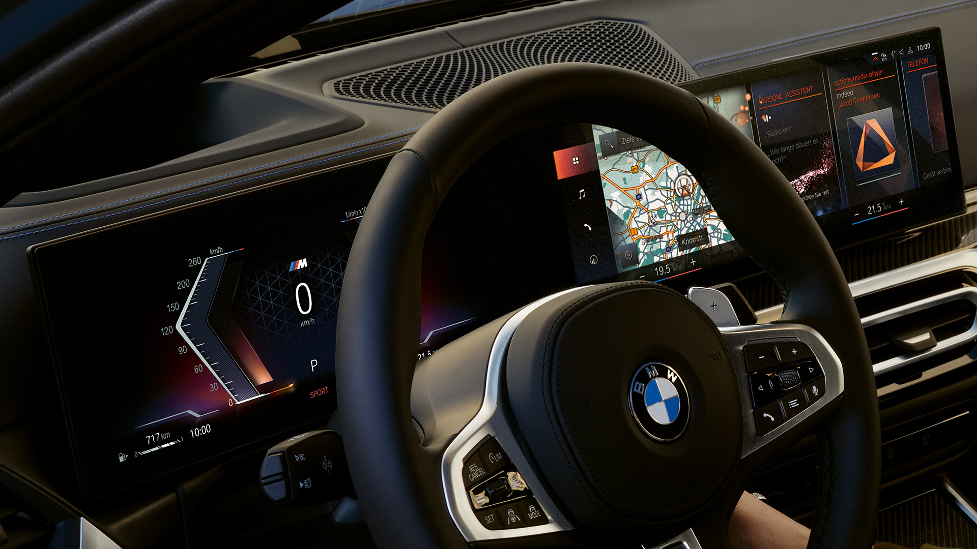 Primo piano del cockpit della BMW M340i xDrive Touring G21 Primo piano del cockpit della BMW M340i xDrive Touring G21