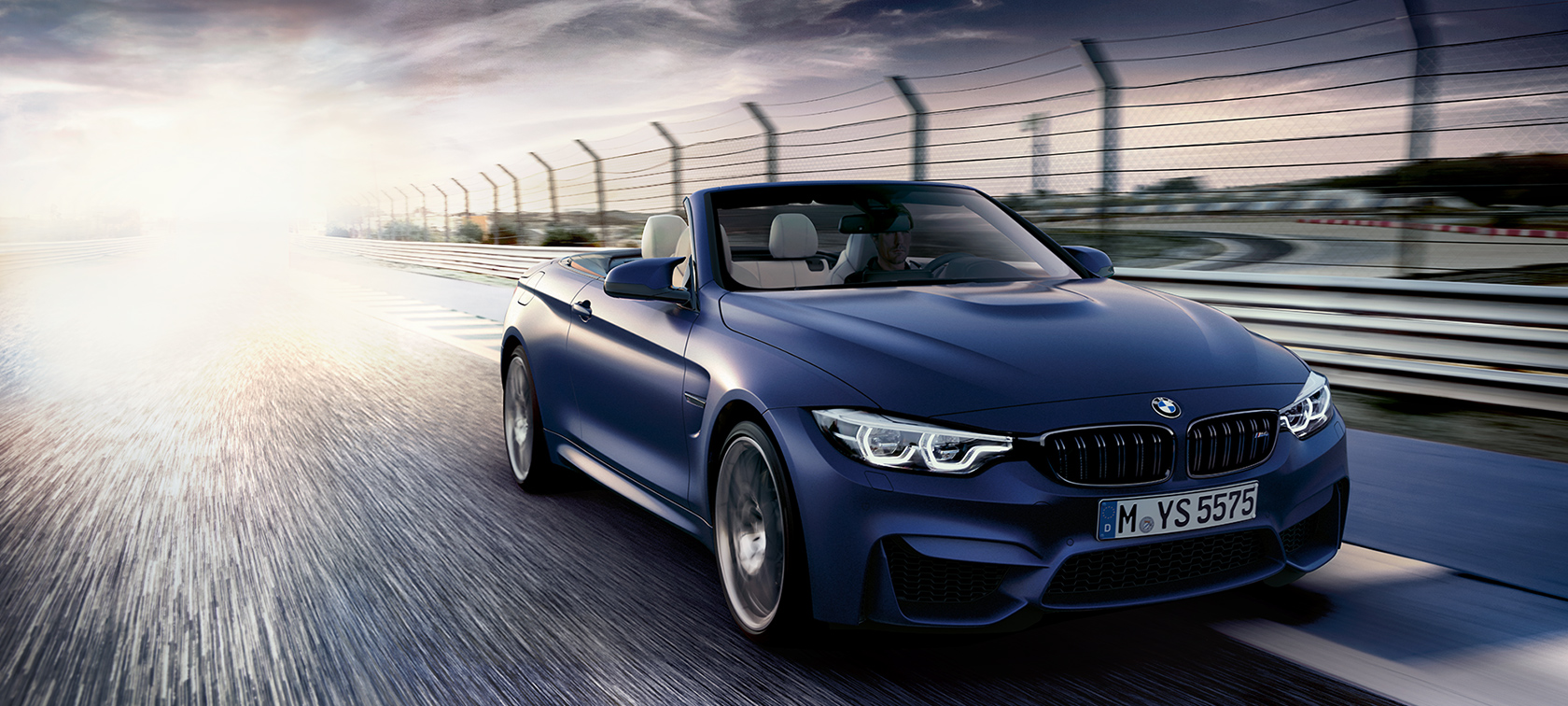 BMW M4 Cabrio: sfreccia alla massima velocità sentendoti davvero libero BMW M4 Cabrio: sfreccia alla massima velocità sentendoti davvero libero