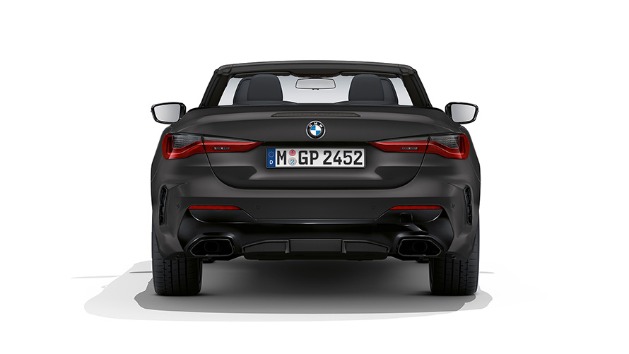 BMW M440i xDrive Cabrio G23 2020 BMW Individual Frozen Deep Grey metallizzato vista posteriore con capote in stoffa aperto